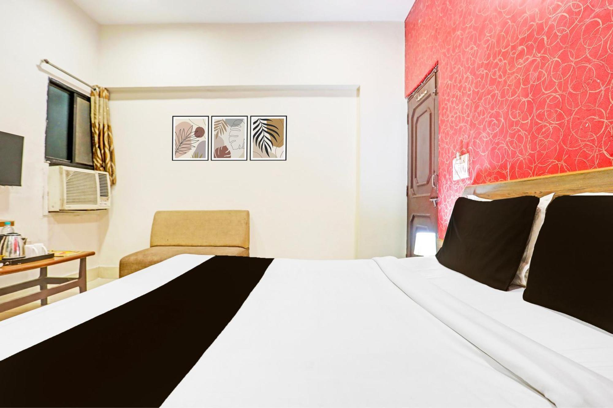 Oyo 7859 호텔 구루크리파 Rāipur 외부 사진