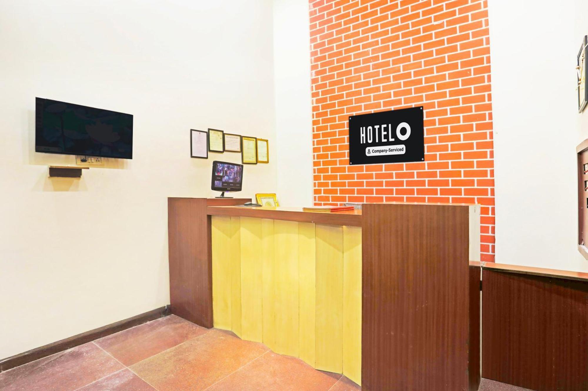 Oyo 7859 호텔 구루크리파 Rāipur 외부 사진